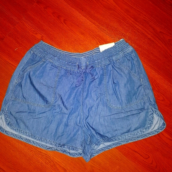 Maurices Pants - Maurices drawstring weekender shorts NWT